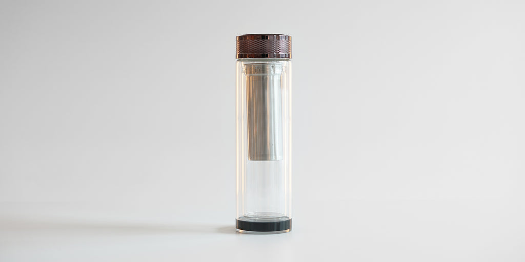 The fully assembled large thermos, without the cozy. The strainer is locked onto a lip inside the glass thermos, and has space for tea leaves either inside the strainer or underneath it.